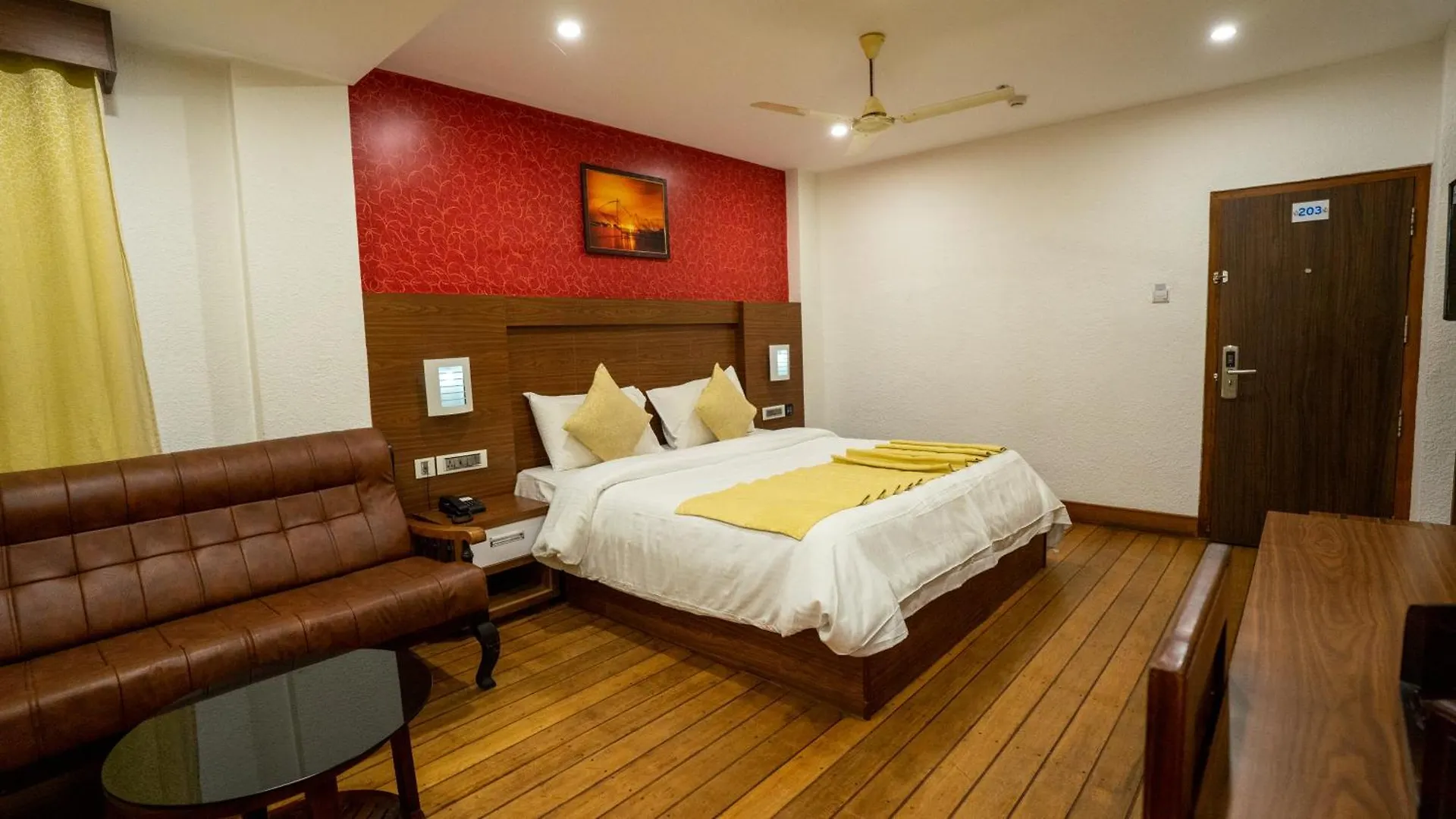 Hillview Munnar Hotel 4*,