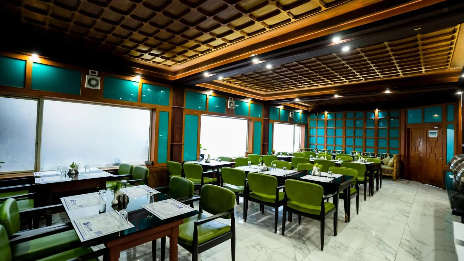 Hillview Munnar Hotel