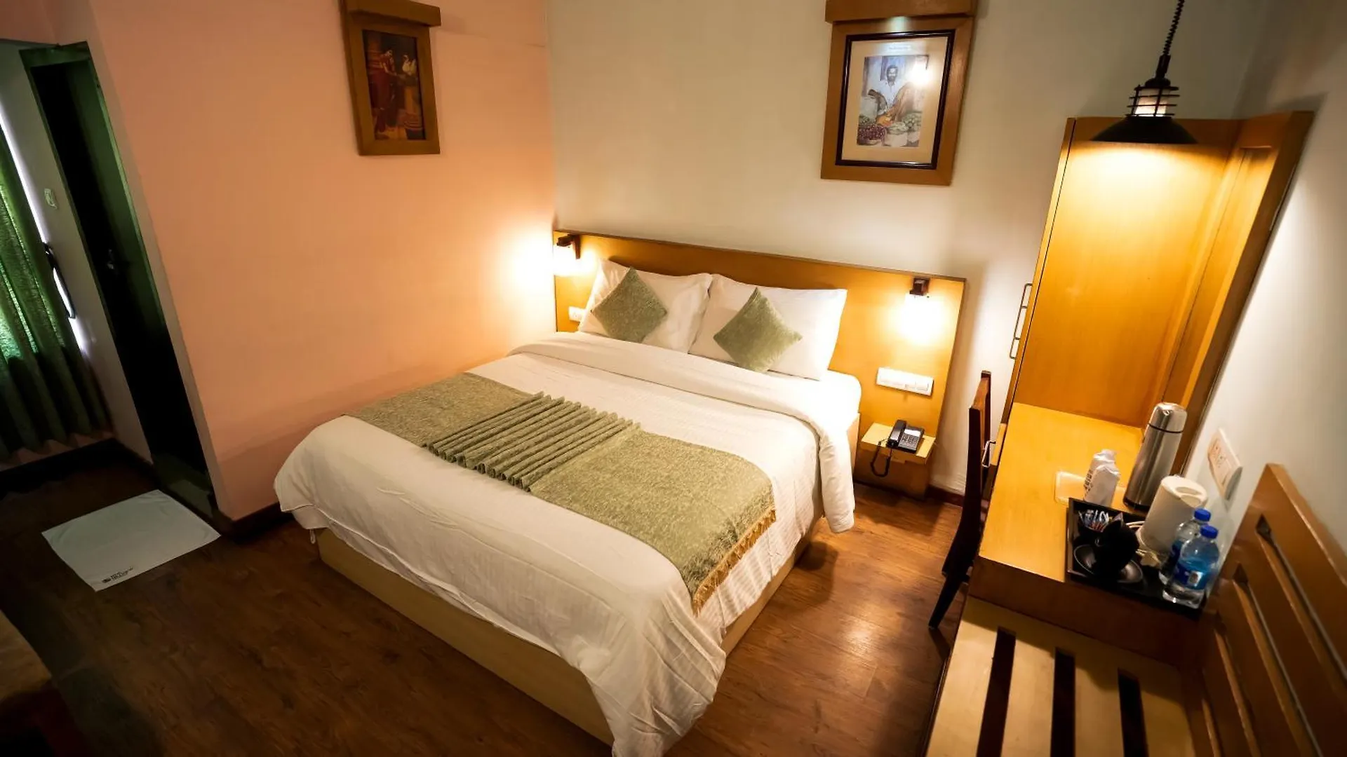 Hillview Munnar Hotel
