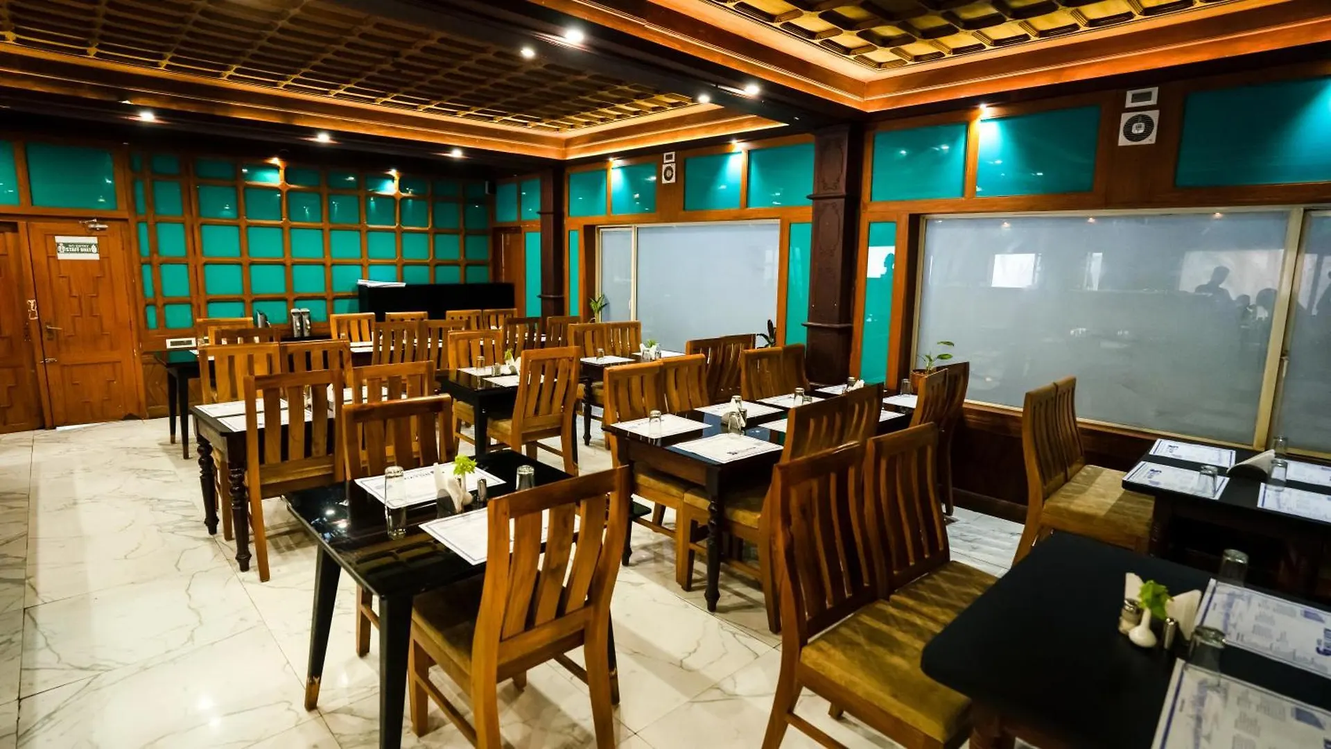 Hillview Munnar Hotel