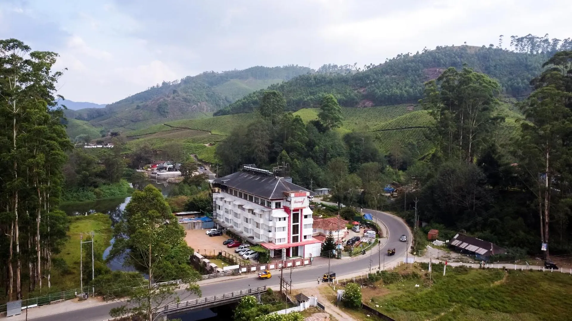 Hillview Munnar Hotel 4*,